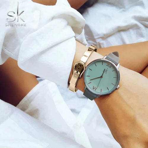 SHENGKE Elegant Woman's Quartz Wristwatch